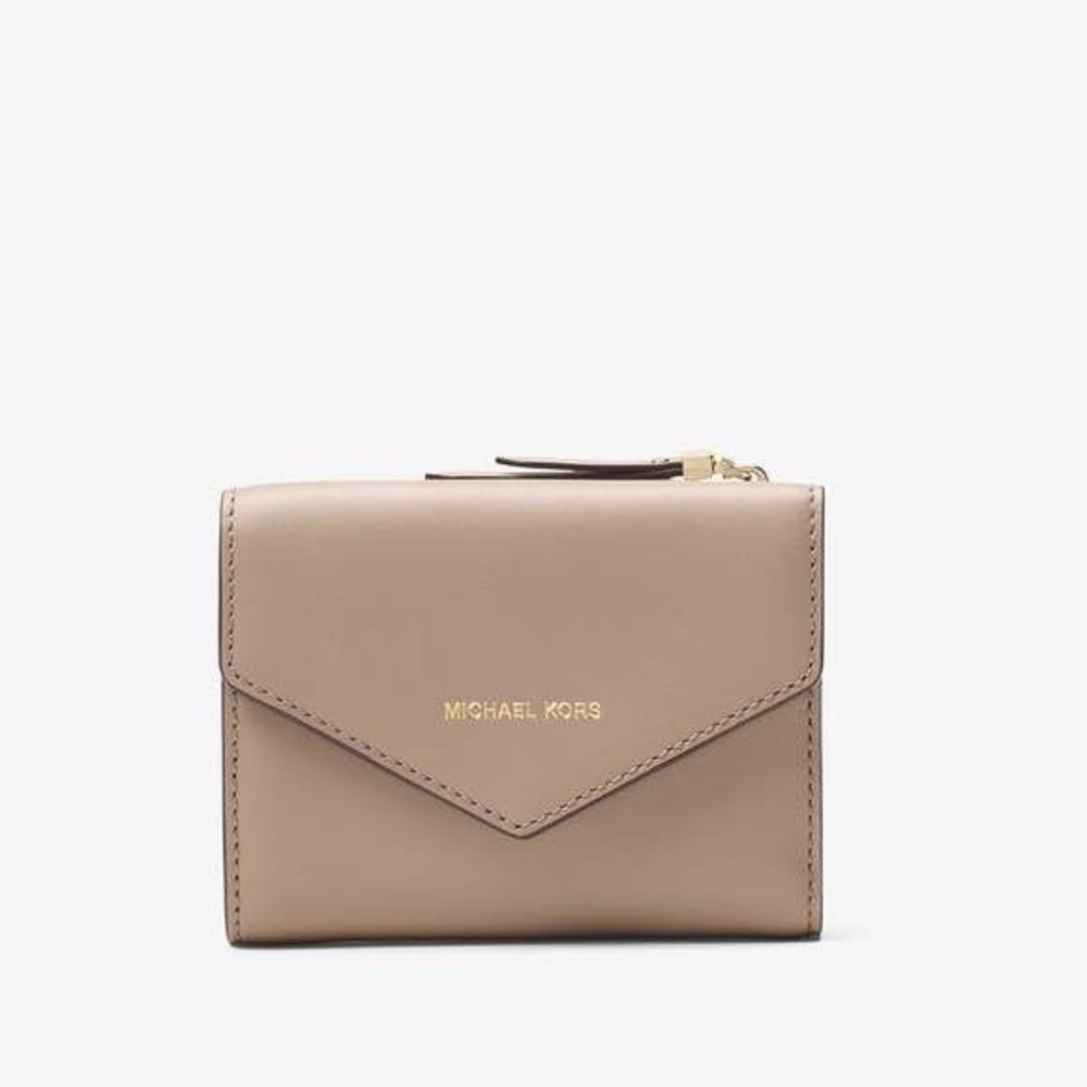 ✨ MICHAEL KORS Small Envelope Wallet ✨